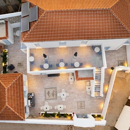 Lumiere Spetses Hotel ภายนอก รูปภาพ