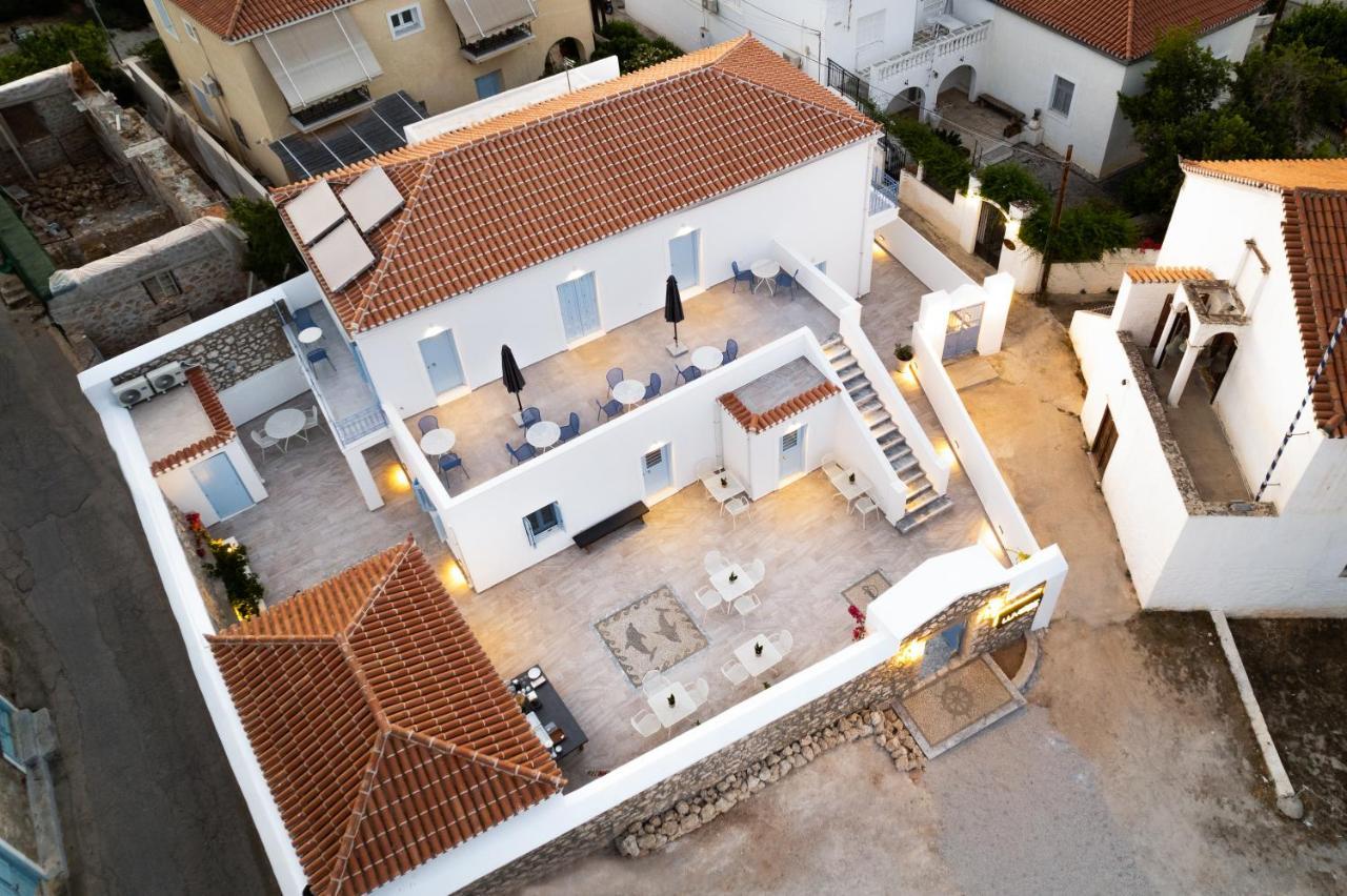 Lumiere Spetses Hotel ภายนอก รูปภาพ