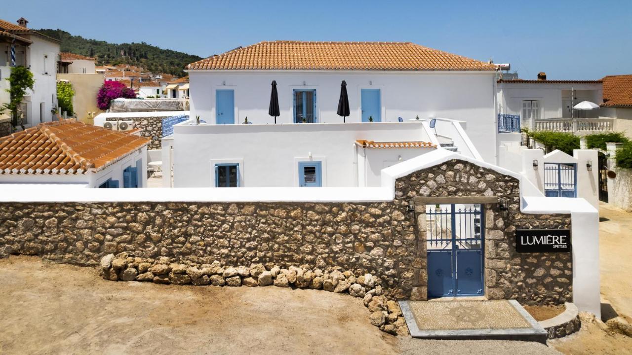 Lumiere Spetses Hotel ภายนอก รูปภาพ