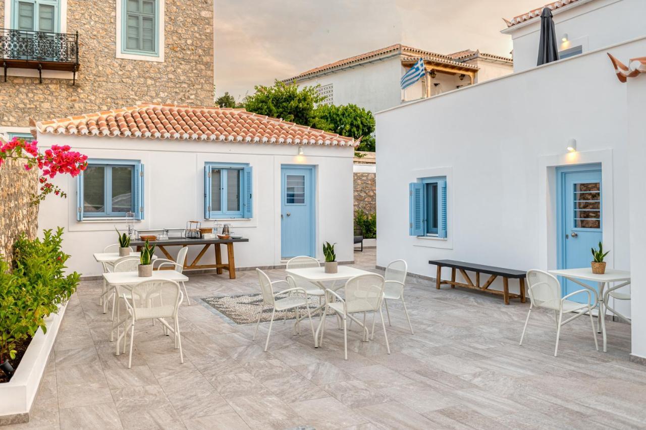 Lumiere Spetses Hotel ภายนอก รูปภาพ