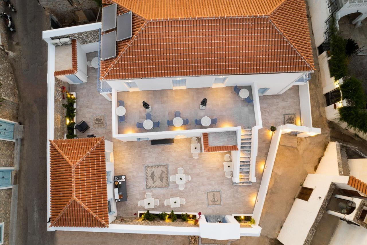 Lumiere Spetses Hotel ภายนอก รูปภาพ