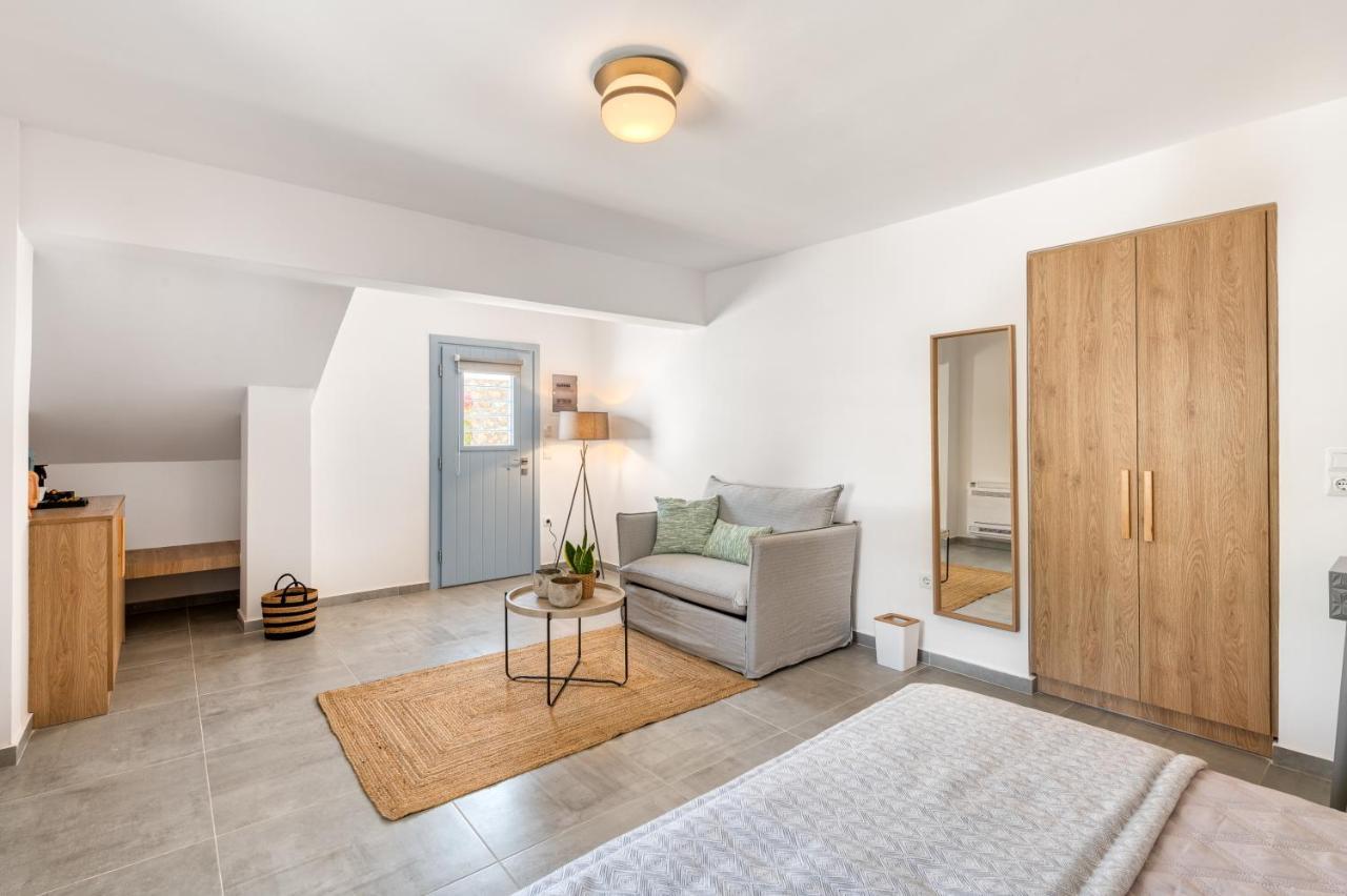 Lumiere Spetses Hotel ภายนอก รูปภาพ