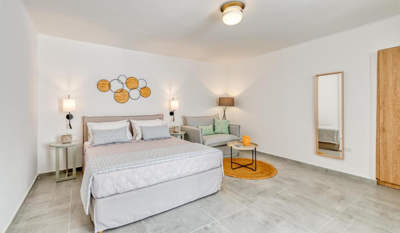 Lumiere Spetses Hotel ภายนอก รูปภาพ