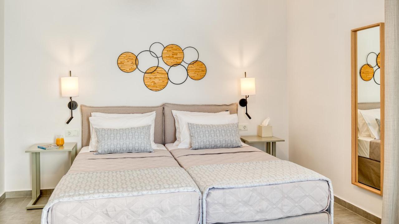 Lumiere Spetses Hotel ภายนอก รูปภาพ