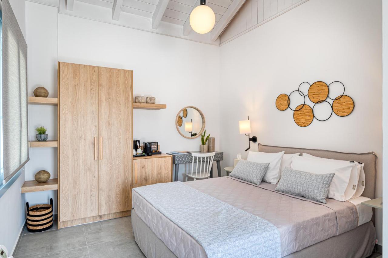 Lumiere Spetses Hotel ภายนอก รูปภาพ