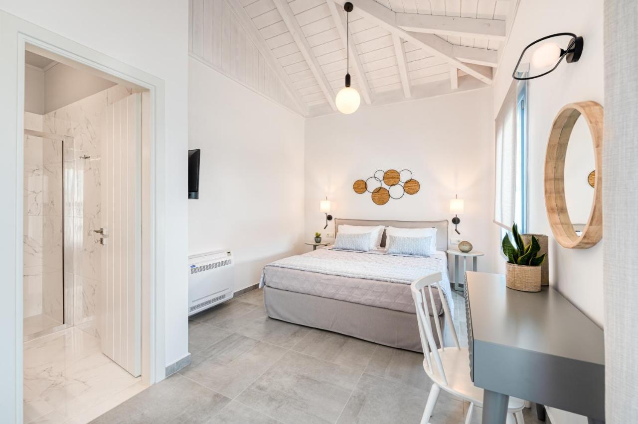 Lumiere Spetses Hotel ภายนอก รูปภาพ