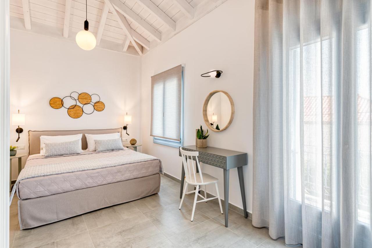 Lumiere Spetses Hotel ภายนอก รูปภาพ