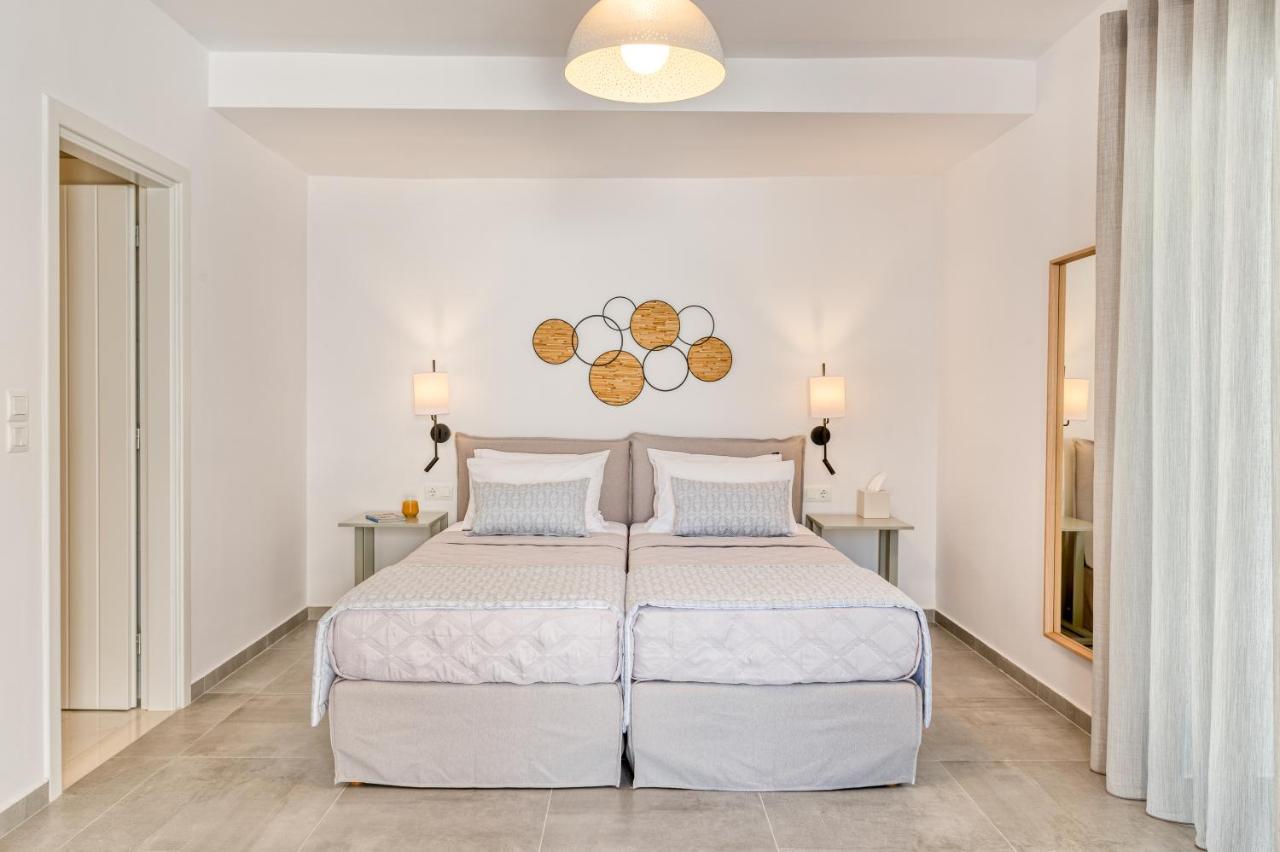 Lumiere Spetses Hotel ภายนอก รูปภาพ