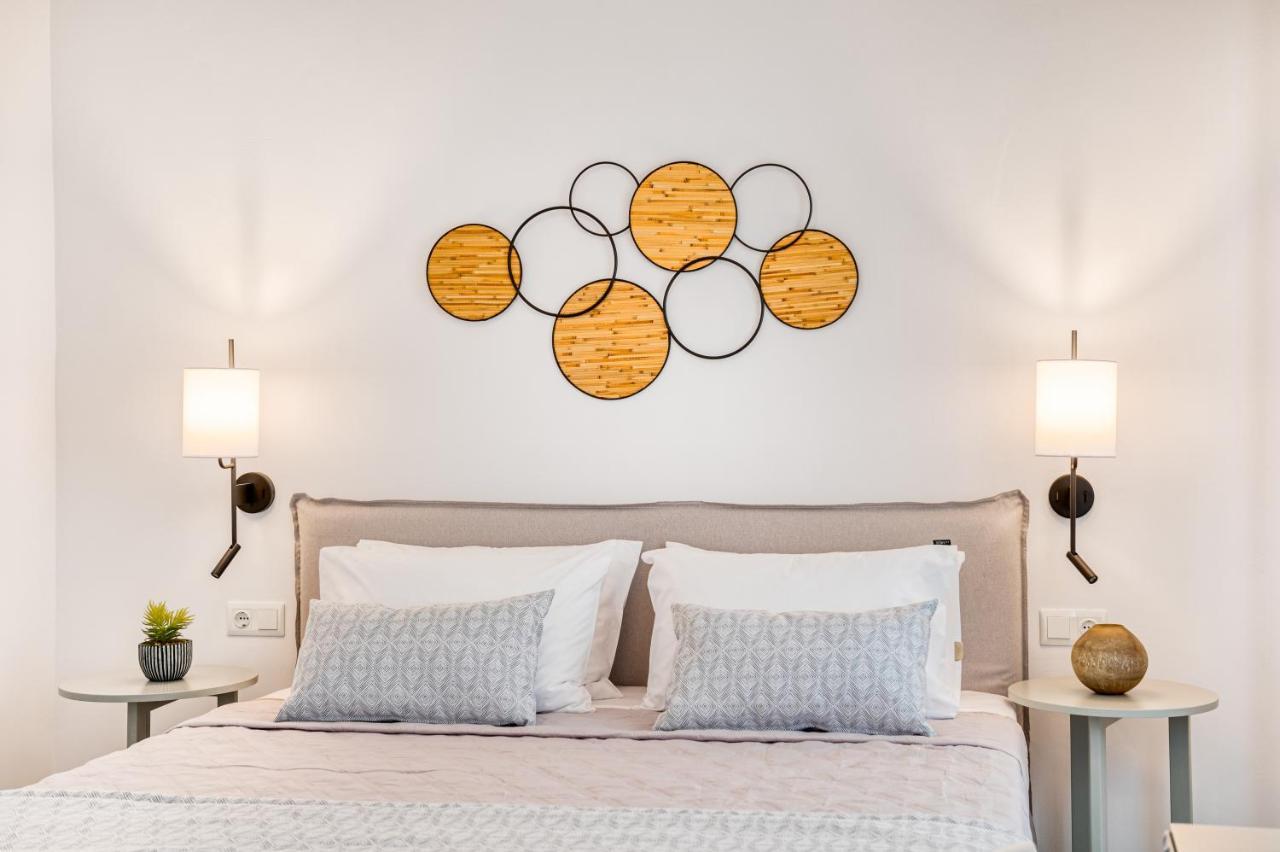 Lumiere Spetses Hotel ภายนอก รูปภาพ